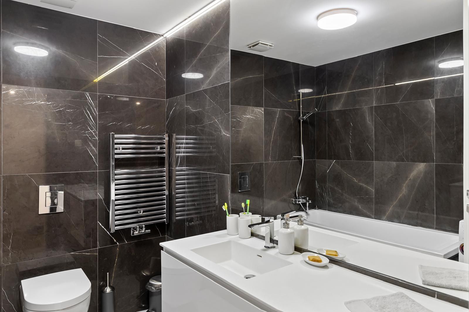 Apartament superb 3 camere in One Charles de Gaulle - Zona Primaverii - Poză 13