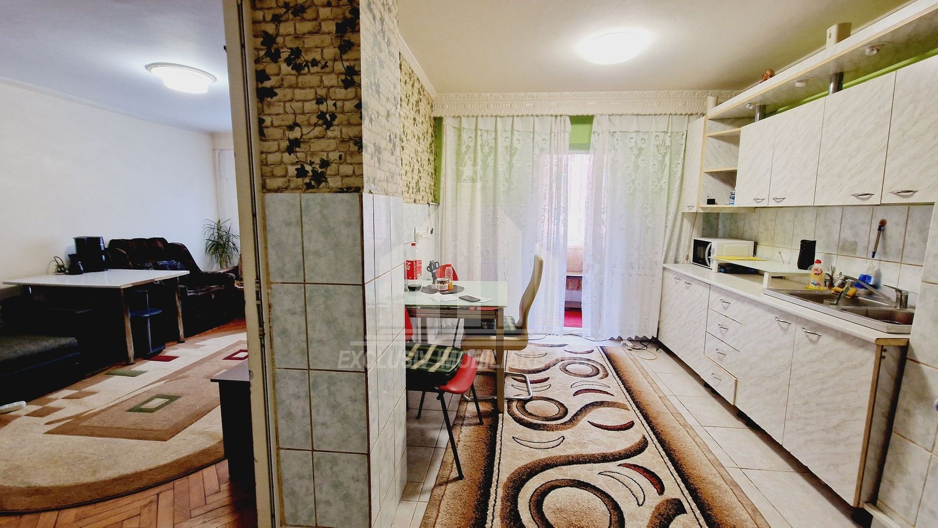 Apartament cu 3 camere, etajul 1, Ampoi 3 - Poză 2