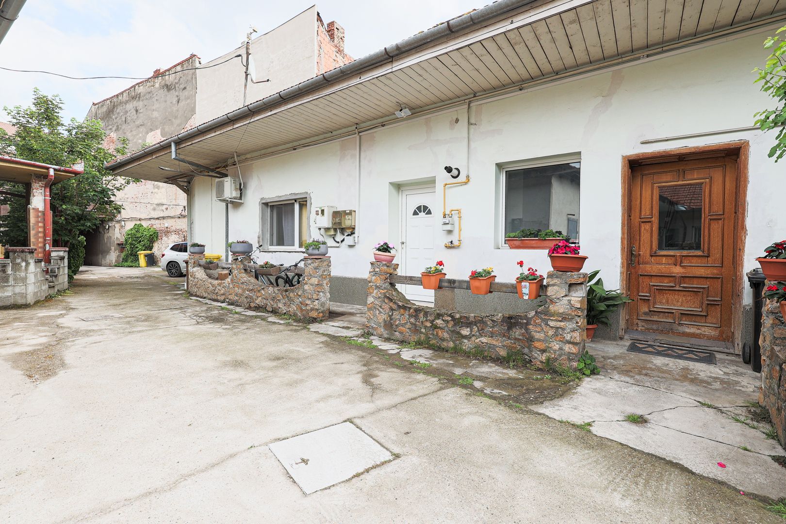 Spațiu ideal pentru birou sau cabinet – Str. Mărășești, Arad - Poză 1