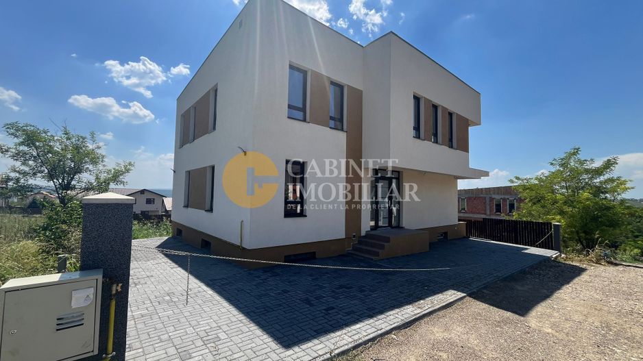 Casa 6 camere 268 MP Valea Lupului - Poză 1