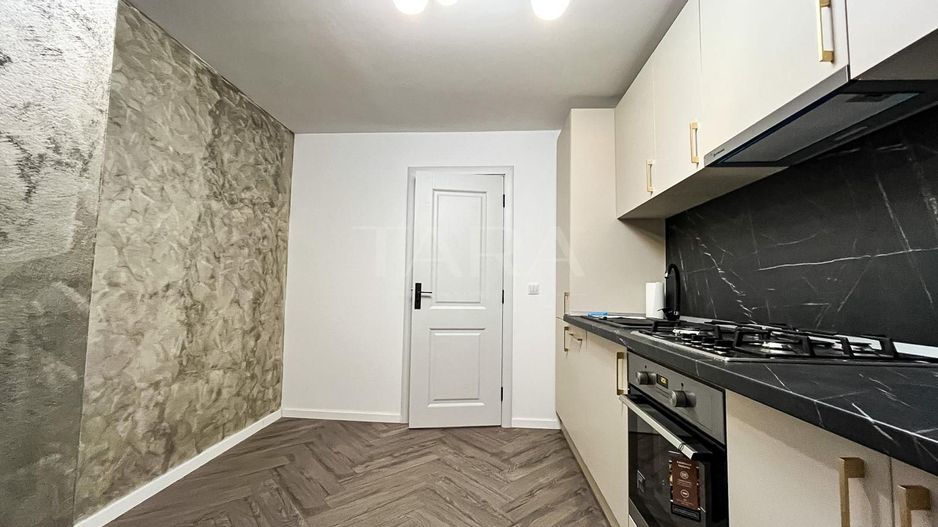Apartament modern cu 3 camere în Zorilor - Poză 6