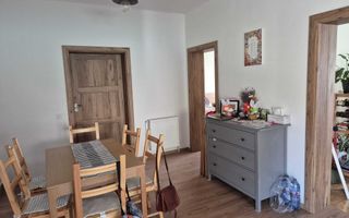 BRASADAS vinde casă familială cu 4 cam zona Titulescu. - Poză 5