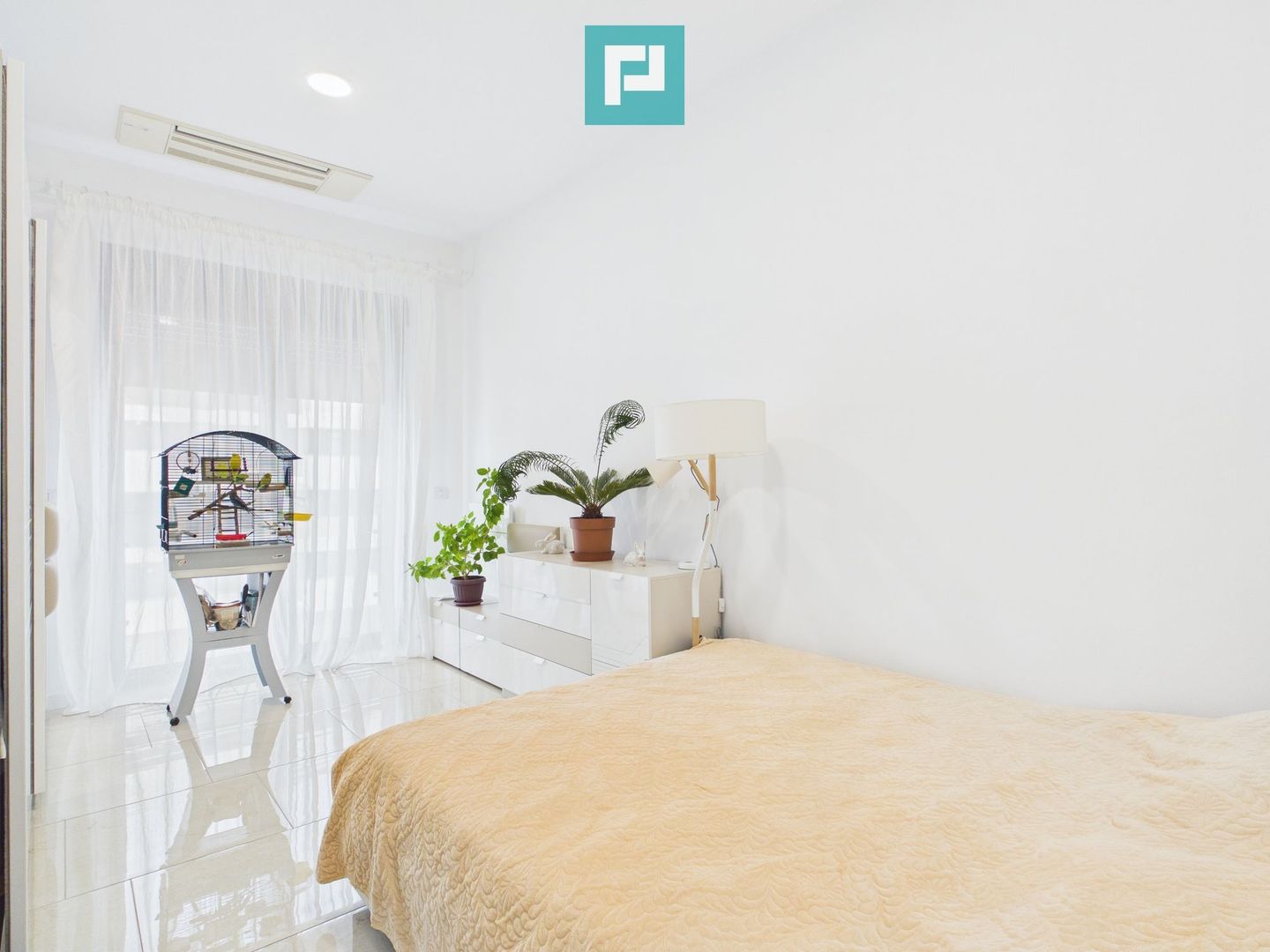 Penthouse premium, 4 camere, mobilat, 2 balcoane - Poză 9