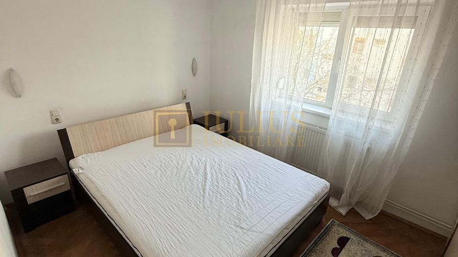 3 camere, zona Dambovita, apt superb, centrala proprie, disponibil imediat - Poză 9