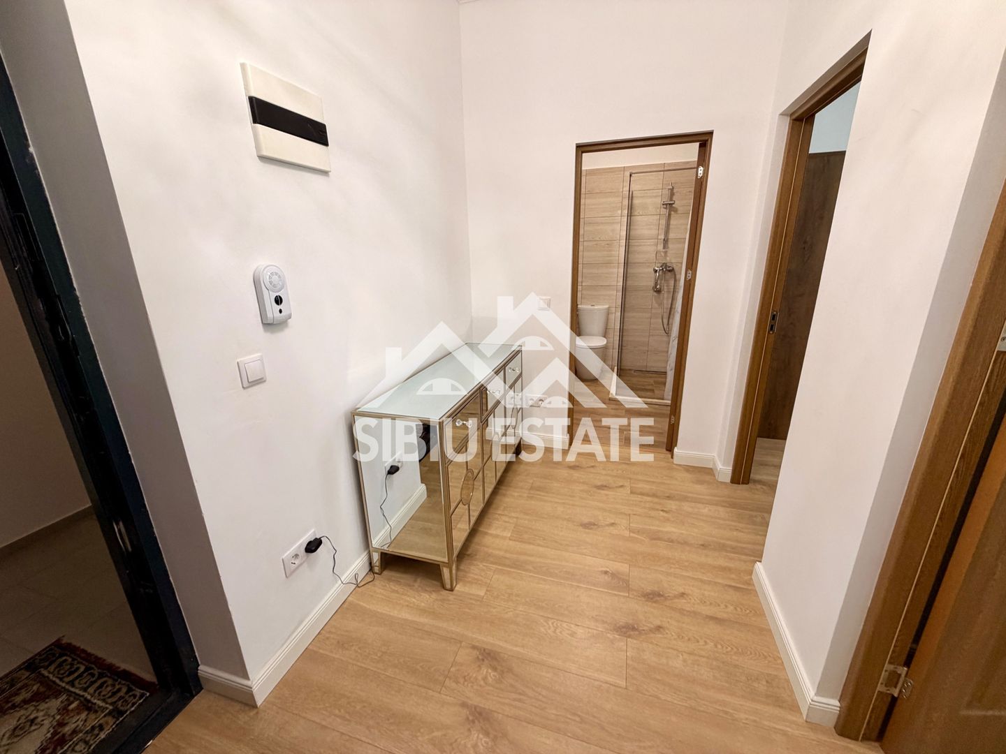Apartament 37,5 mp + balcon, parcare si boxa mobilat utilat Comision 0 - Poză 2