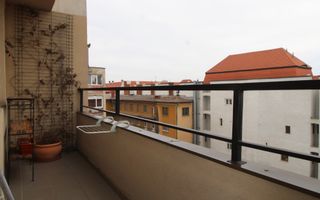 Piata Vicotoriei, 3 camere, centrala proprie - Poză 15