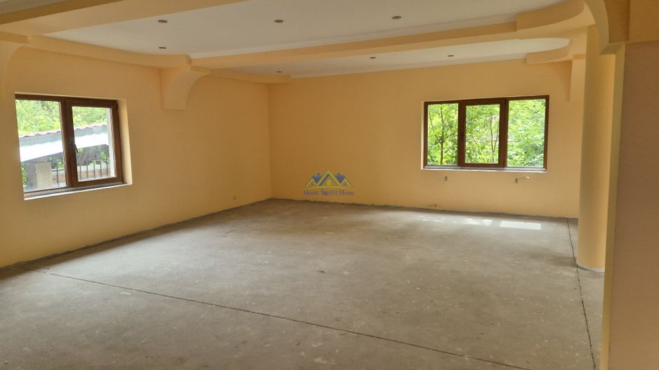 Vand casa 11 camere, P+2, zona OM, pretabil gradinita privata, etc! - Poză 8