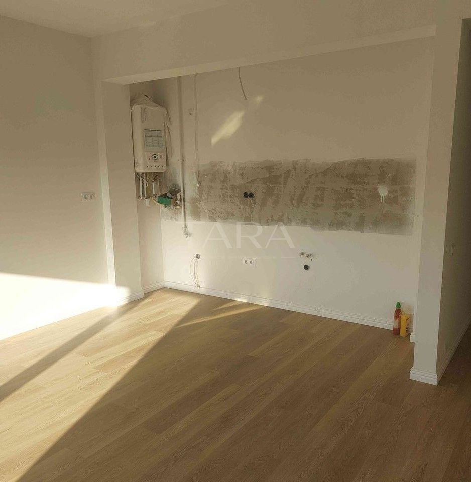 Apartament 3 camere, 74 mp, balcon generos – construcție nouă, Baciu - Poză 1
