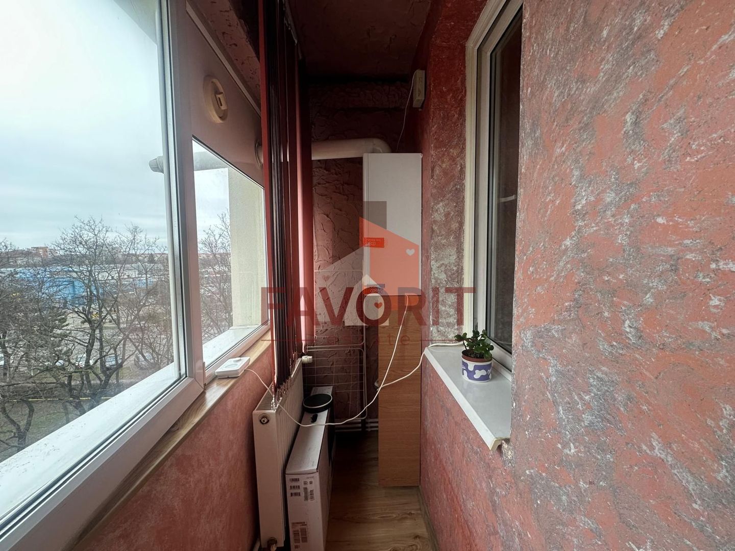 2 camere | centrala proprie | mobilat si utilat | zona excelenta | - Poză 14