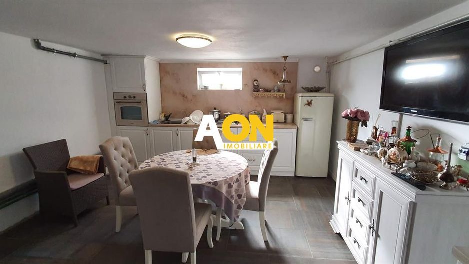 Casă 4 camere, mobilată, utilată, S+P+M, 651 mp teren, Ampoi 3 - Poză 10