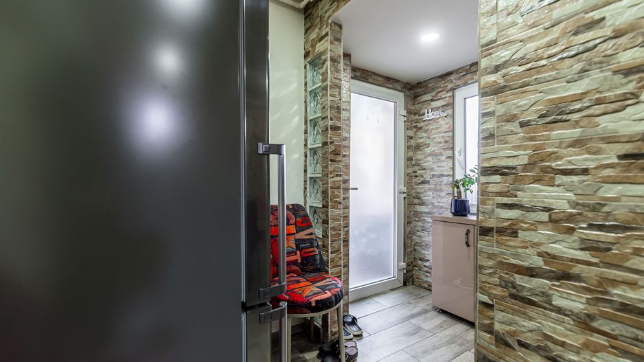 PROPIETATE REZERVATA -Apartament 2 camere in Parneava - Poză 9