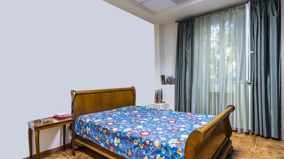 Vatra Luminoasa, bloc caramida reabilitat, parter inalt, renovat, parc - Poză 3