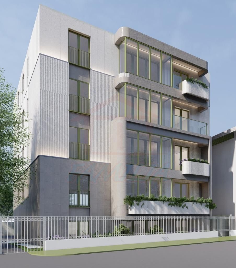 Apartament cu 3 camere de vânzare în Central, Galati - Poză 1