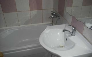Apartament 2 camere de închiriat în Tătărași Nord, zona Piața Chiril / Stejar - Poză 7