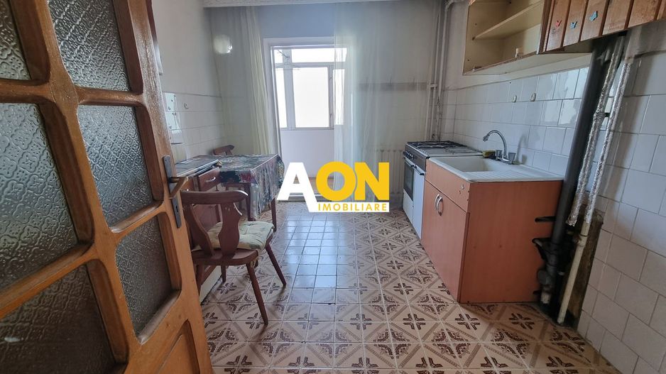 Apartament 3 Camere Decomandat, Zona Hotel Cetate - Poză 4