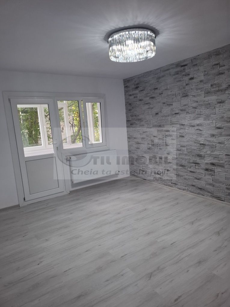 Apart 2 cam decomandat 54 mp, renovat complet- Dacia -119.900 euro - Poză 5