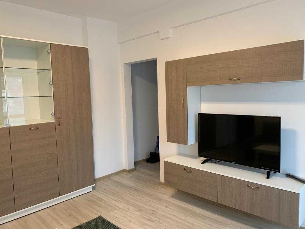 Apartament de inchiriat 3 camere Bd Carol I/Mosilor Centrala proprie - Poză 3
