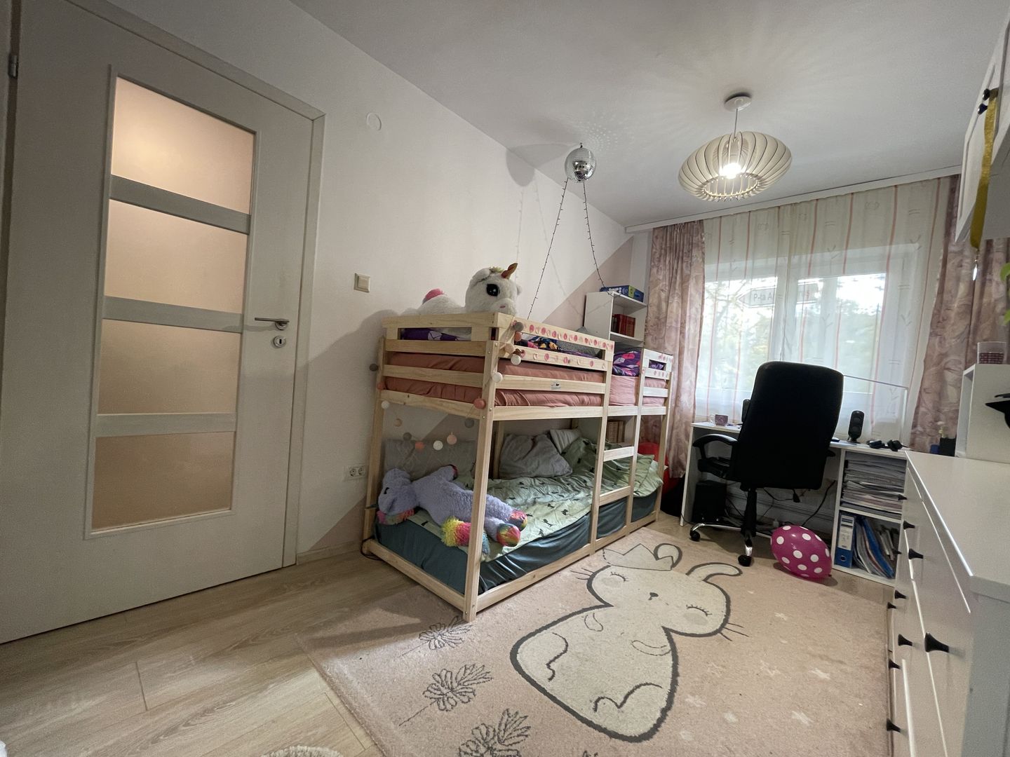 Girocului | 3 camere | Decomandat | Balcon | 2 băi | Centrală proprie - Poză 14