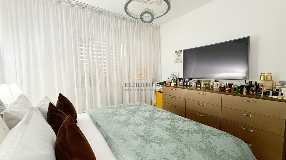 Apartament 2 camere, mobilat/utilat, dressing, 3 locuri de parcare - Poză 2
