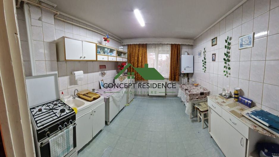 Apartament 2 camere de vânzare , etaj 1– Str. Păltinișului - Poză 1