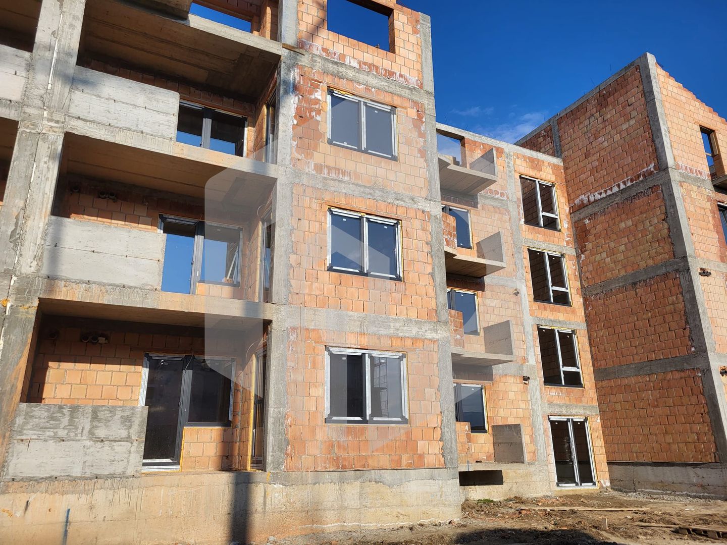 Apartament 3 Camere | Etaj 1 | 2 Dormitoare | Doamna stanca - Poză 8