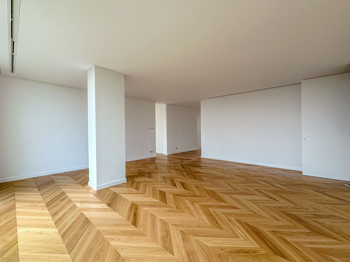 Duplex penthouse Rahmaninov 1000 mp utili si terasa panoramica 400 mp - Poză 9
