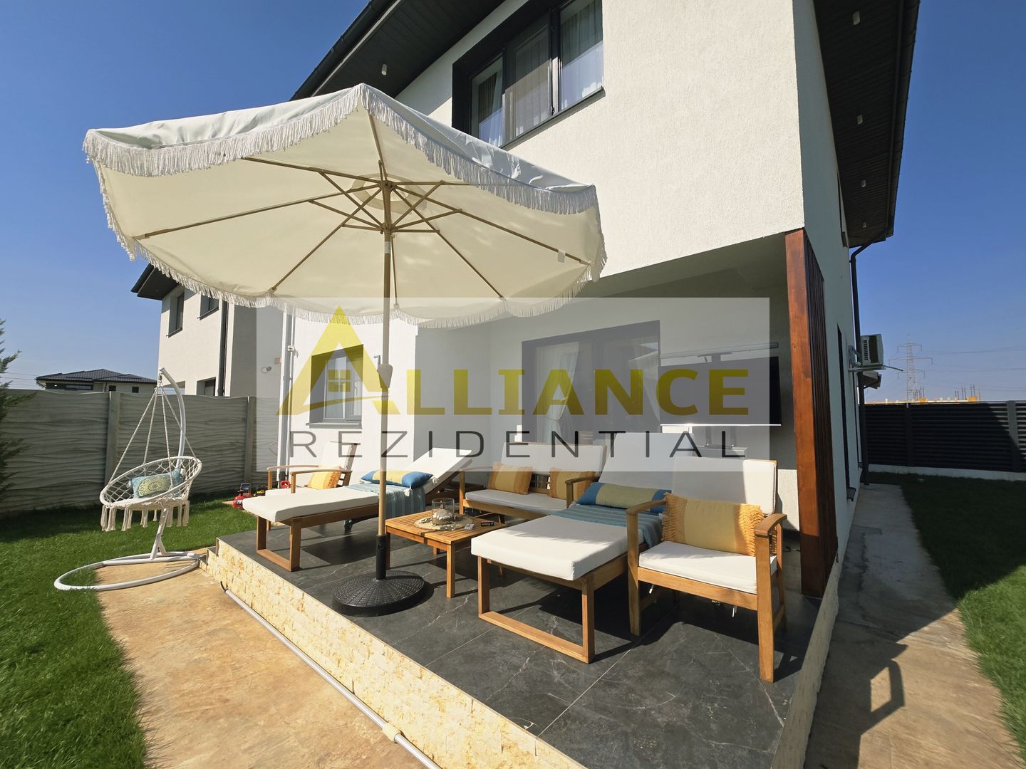 Vila premium-sistem încălzire gazon-sistem si senzori antiefractie - Poză 4