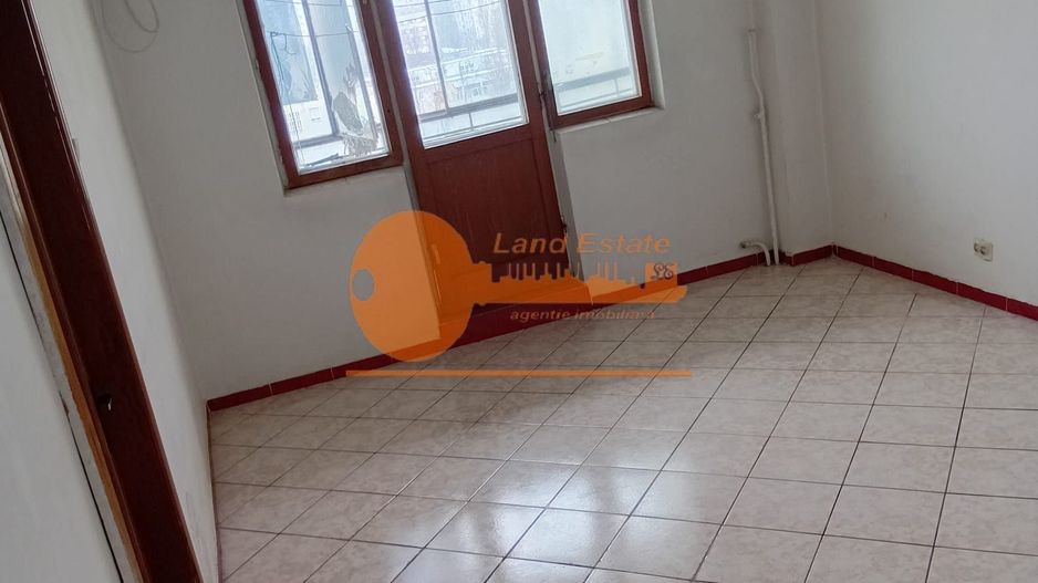 Apartament 2 camere - 55 mp - 800 m metrou Crangasi - Poză 3