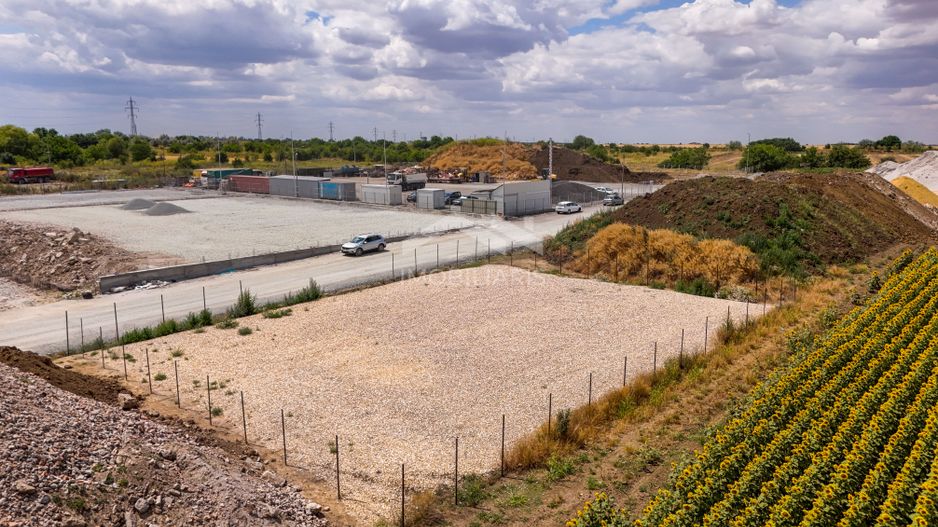 Teren de inchiriat – 1.020 mp – Varianta Ovidiu / Targul de Leg-Fructe - Poză 2