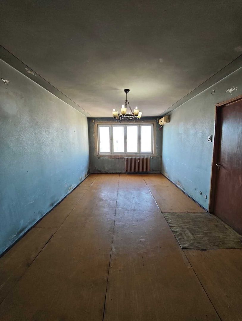Vanzare 2 camere, vedere panoramica- 55mp utili+balcon, Titan- Ciucea - Poză 2