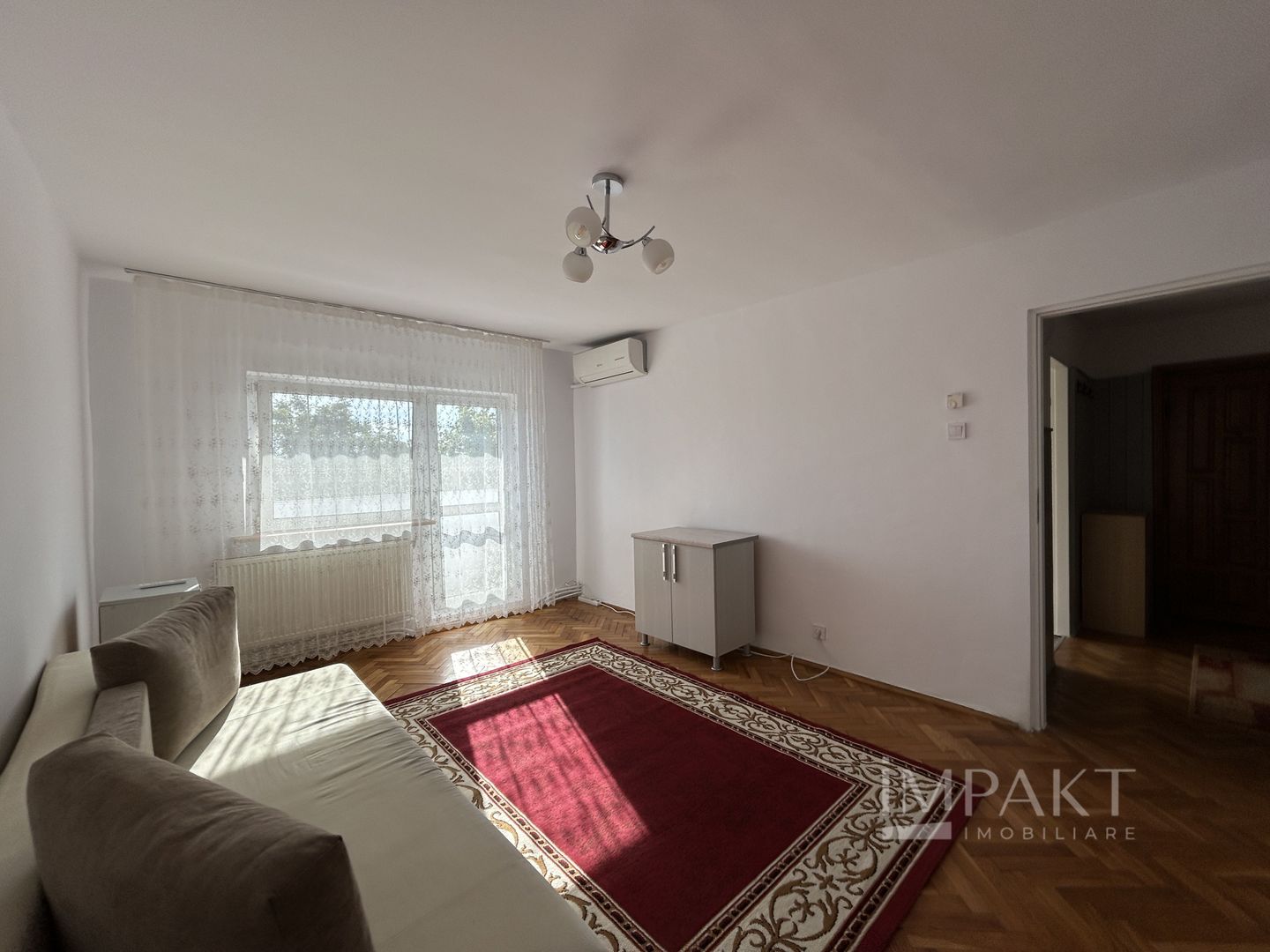 Inchiriere apartament la 5 min de UMF! - Poză 4