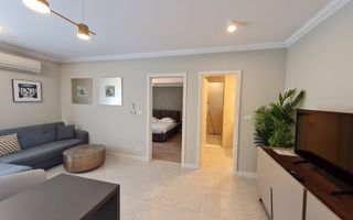 Elegantă și prestanță - Poză 2