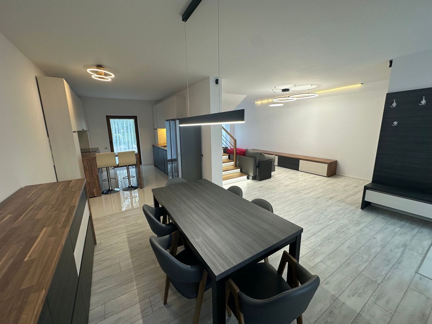 Duplex in Dumbravita se va mobila complet - Poză 2