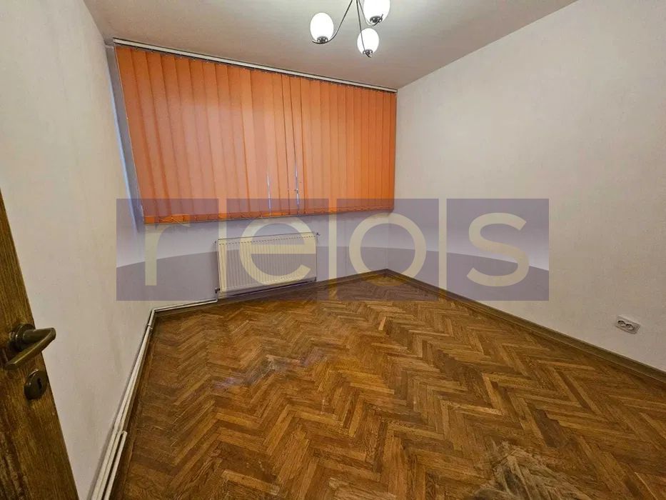 VANZARE APARTAMENT 2 CAMERE 50MP SEMIDECOMANDAT VATRA LUMINOASA MEGA MALL - Poză 2