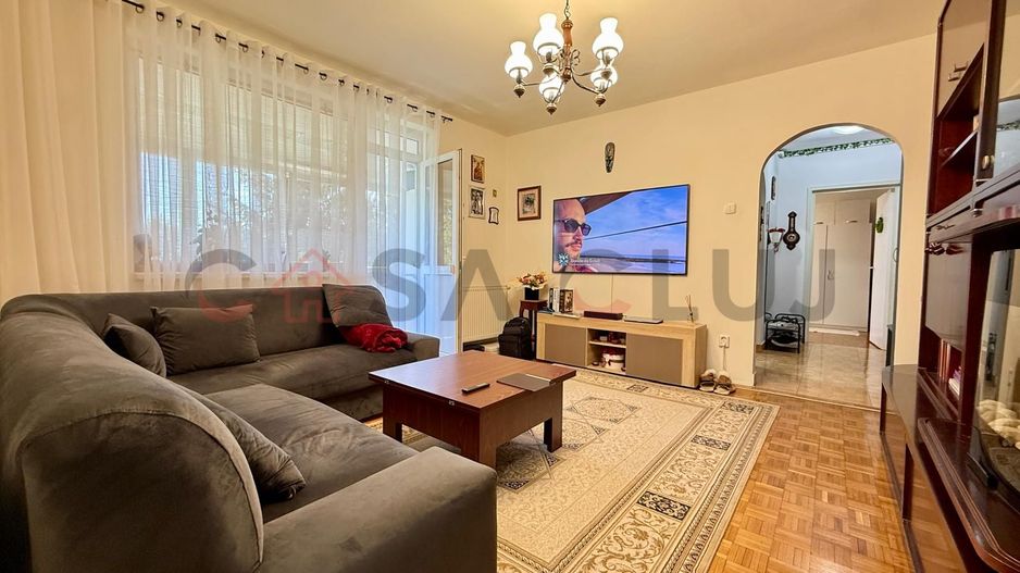 3 camere, la cheie, zona Transilvania College Gheorgheni - Poză 2