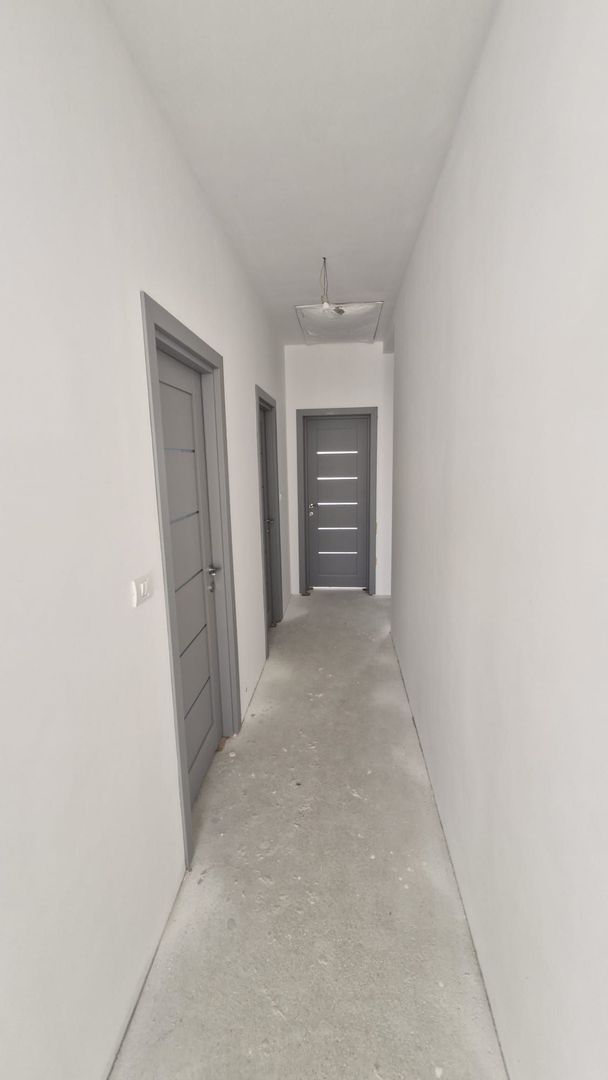 Casă / Vilă cu 4 camere de vânzare în Mosnita Noua - Poză 5