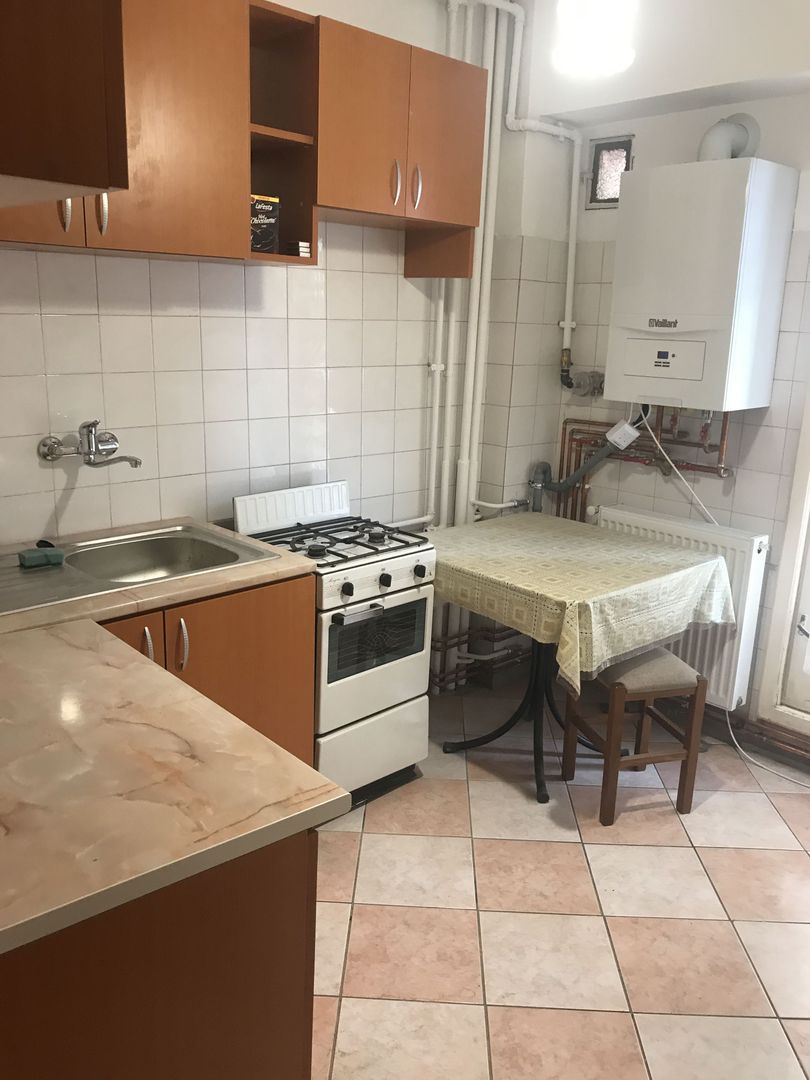 Decomandat | Etaj 2/7 | Centrală proprie | Zona Lipovei-Dedeman - Poză 9
