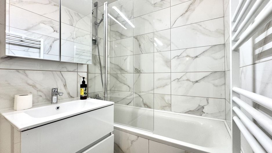 Apartament 2 camere Bucovina – decomandat, zonă excelentă - Poză 29