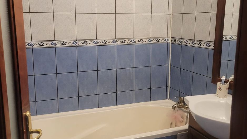 De vânzare – Apartament 3 camere | Renovat/ Focșani/VN, Zonă centrală - Poză 5