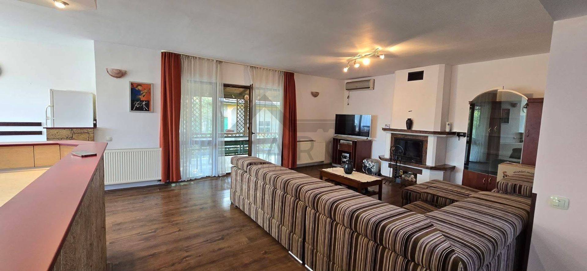 Vand casa unifamiliara in Sângeorgiu de Mures - Poză 3