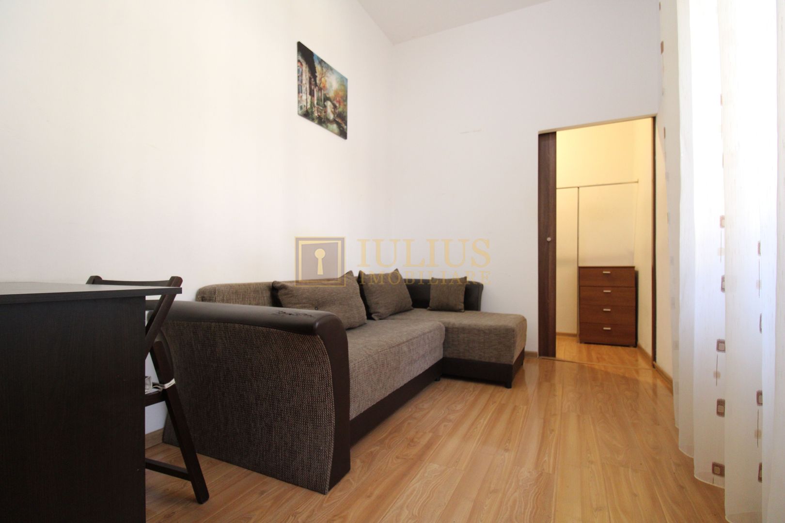 Spatios, 3 camere, centrala proprie, curte interioara - Poză 7