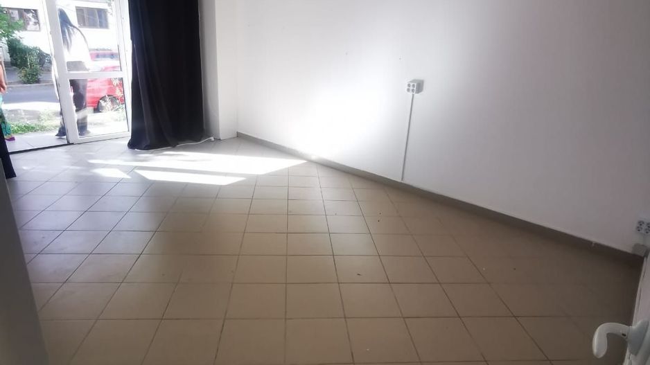 Spatiu comercial de vanzare – 70 mp, parter, Siderurgistilor Vest – - Poză 9