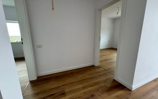 Casa Individuala in Mosnita Noua. 3 dormitoare + 2 bai. Teren Generos - Poză 8