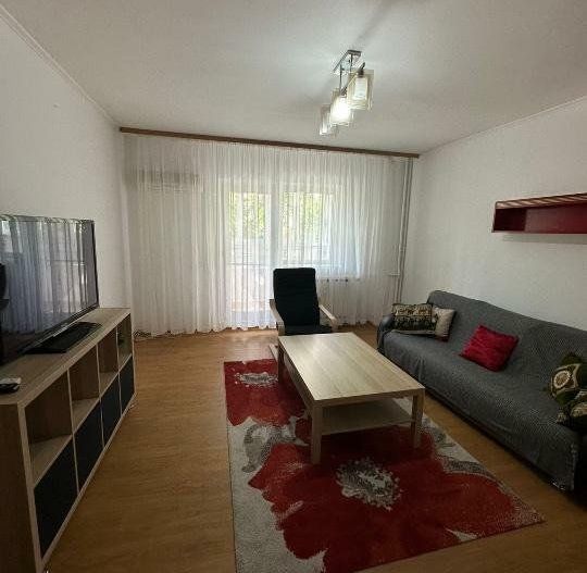 Apartament calduros, 2 camere, zona Sebastian - Poză 1