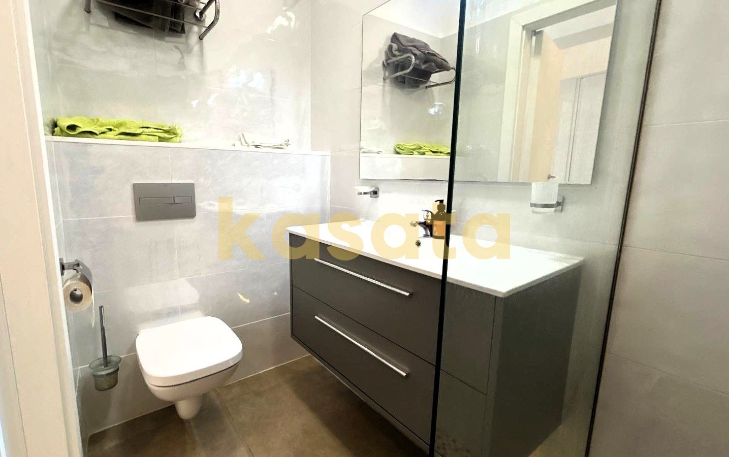 3 camere I White Tower I vedere panoramica I terasa 27 mp I et 7 - Poză 15