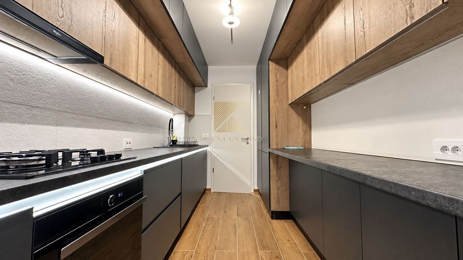 Apartament premium cu 2 camere, decomandat, etaj 5, Kasper Coresi Mall - Poză 11