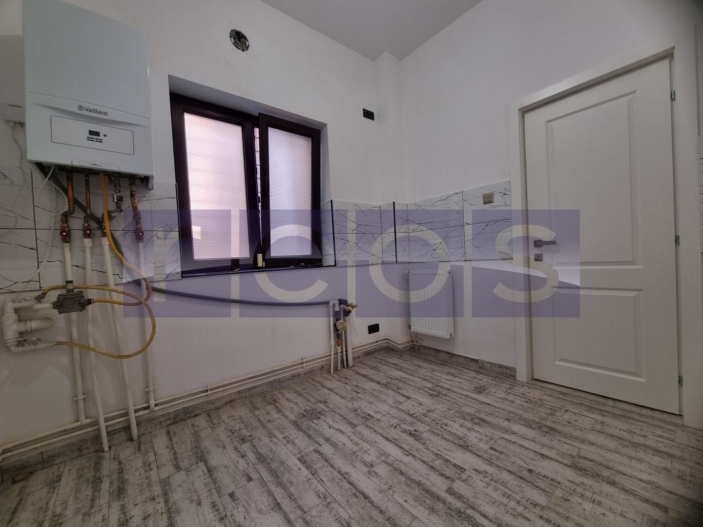 VANZARE - 3- CAMERE IN VILA INTERBELICA -TINERETULUI - Poză 15