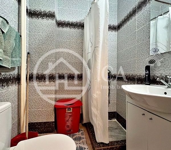 Apartament de închiriat cu 3 camere în zona Velența, Oradea - Poză 7