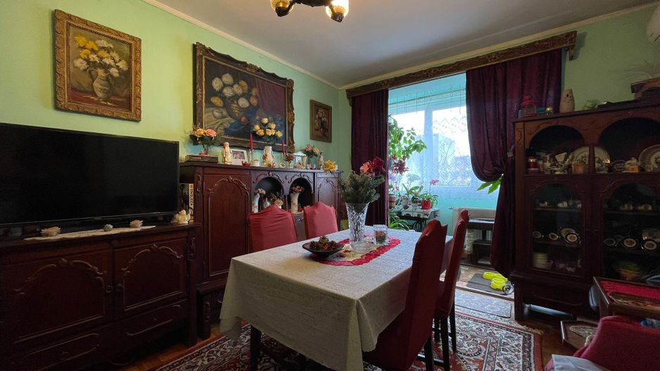 APARTAMENT CU 2 CAMERE, DECEBAL, ETAJ 3 - Poză 1