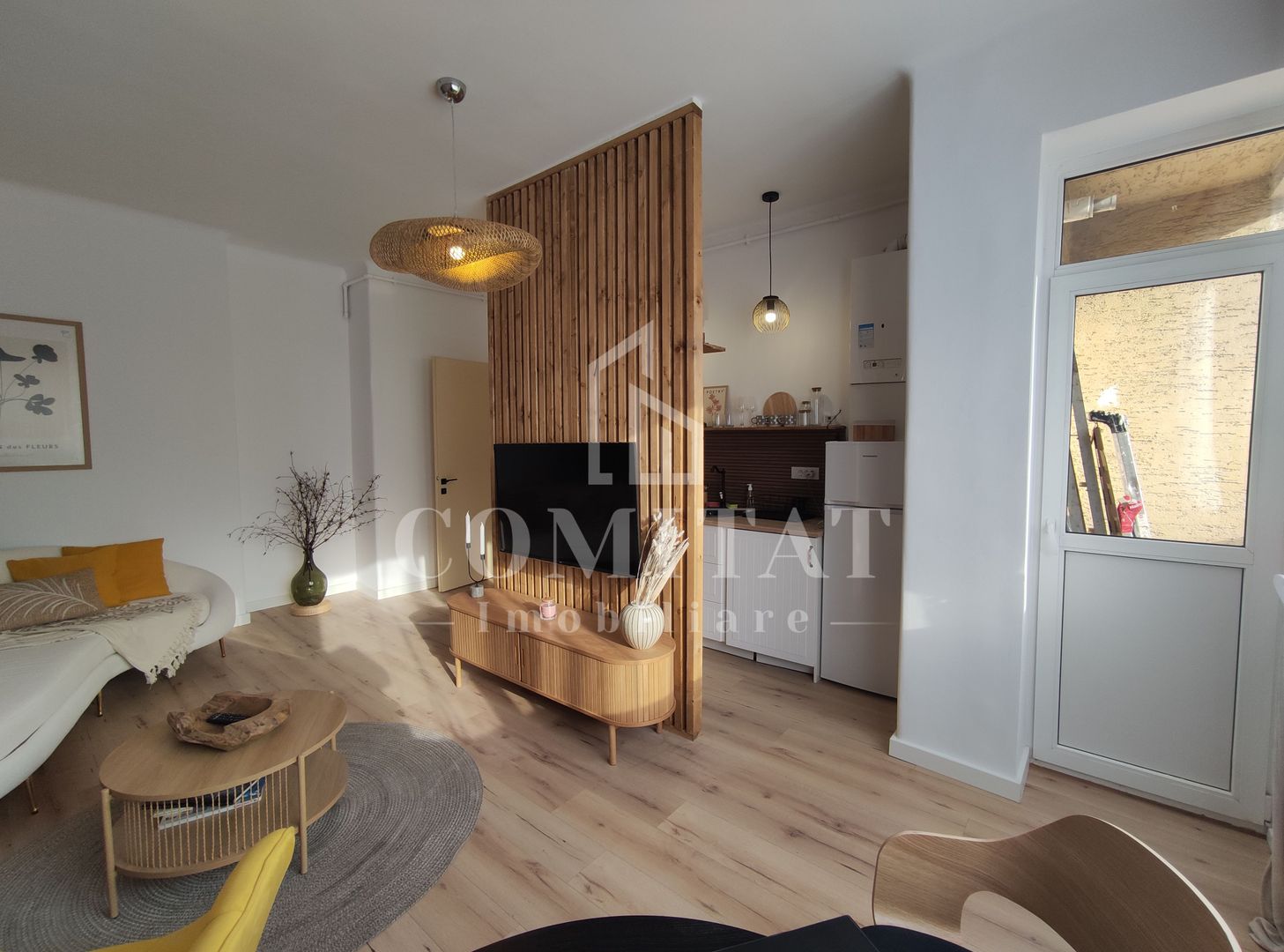 Apartament cu 2 camere de 48 mp în centrul orașului - Poză 1